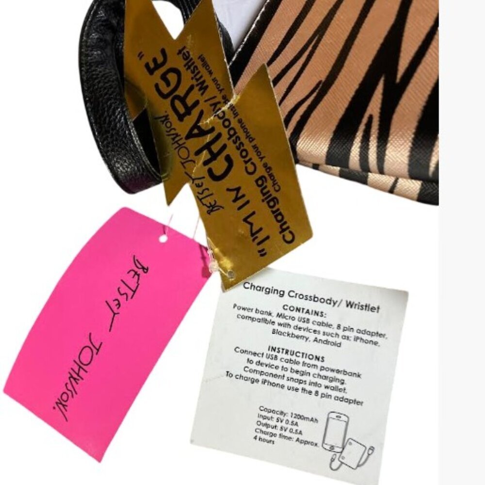 Betsey Johnson T-Bottom Pouch and Charging Crossbody Wristlet, Micro USB Cable - Picture 11 of 11
